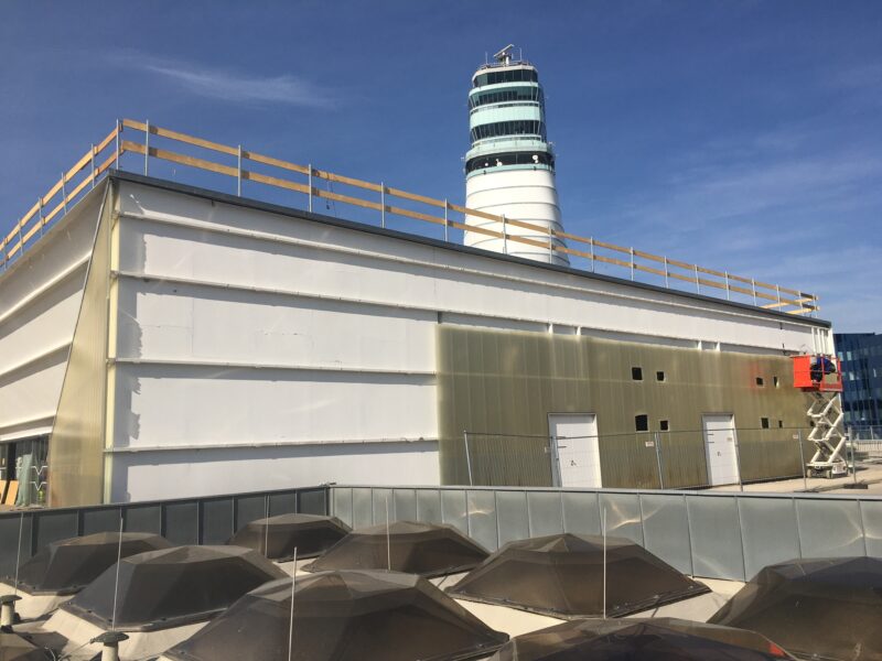 FLUGHAFEN WIEN TERMINAL 1A DACH- UND FASSADENSANIERUNG